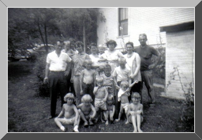 Dola Conley and family