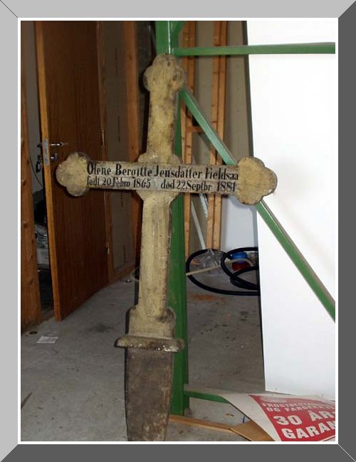 Fjeldsaa Gravemarker