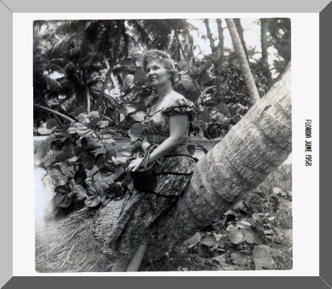 Olga Fieldsa Bamberger in 1958